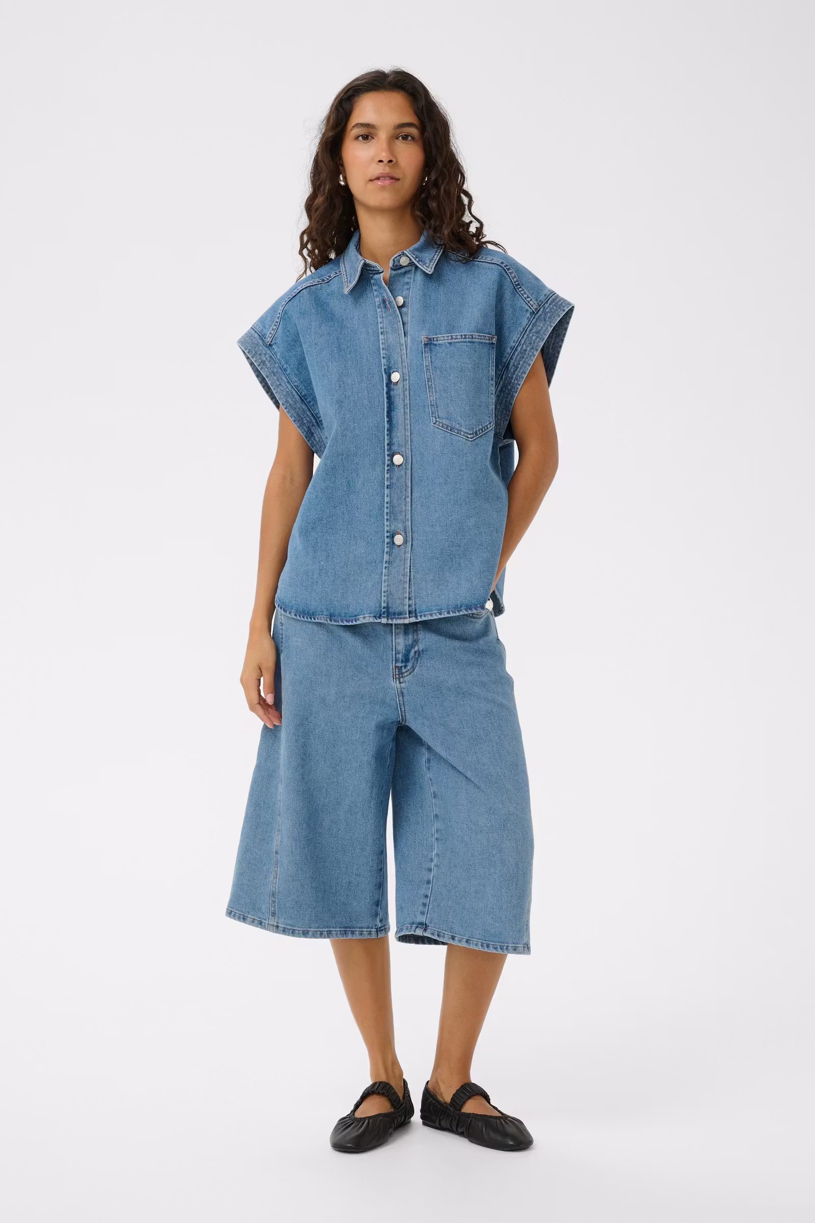Kamizelka dżinsowa Soaked – ponadczasowy denim w nowoczesnym stylu 30409190 - obrazek 2