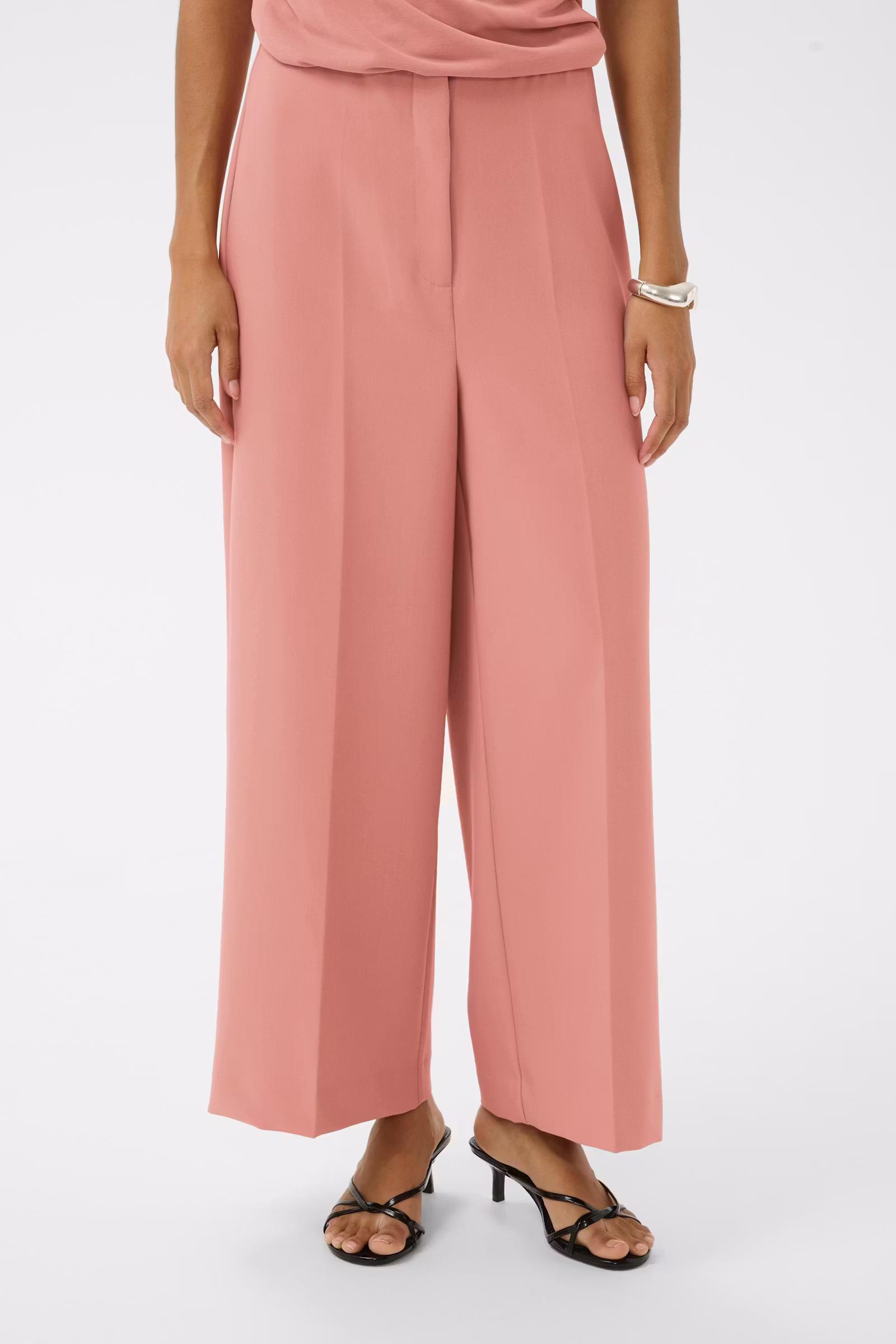 Spodnie damskie Soaked in Luxury – elegancja i komfort na co dzień 30407013/171514 - obrazek 3