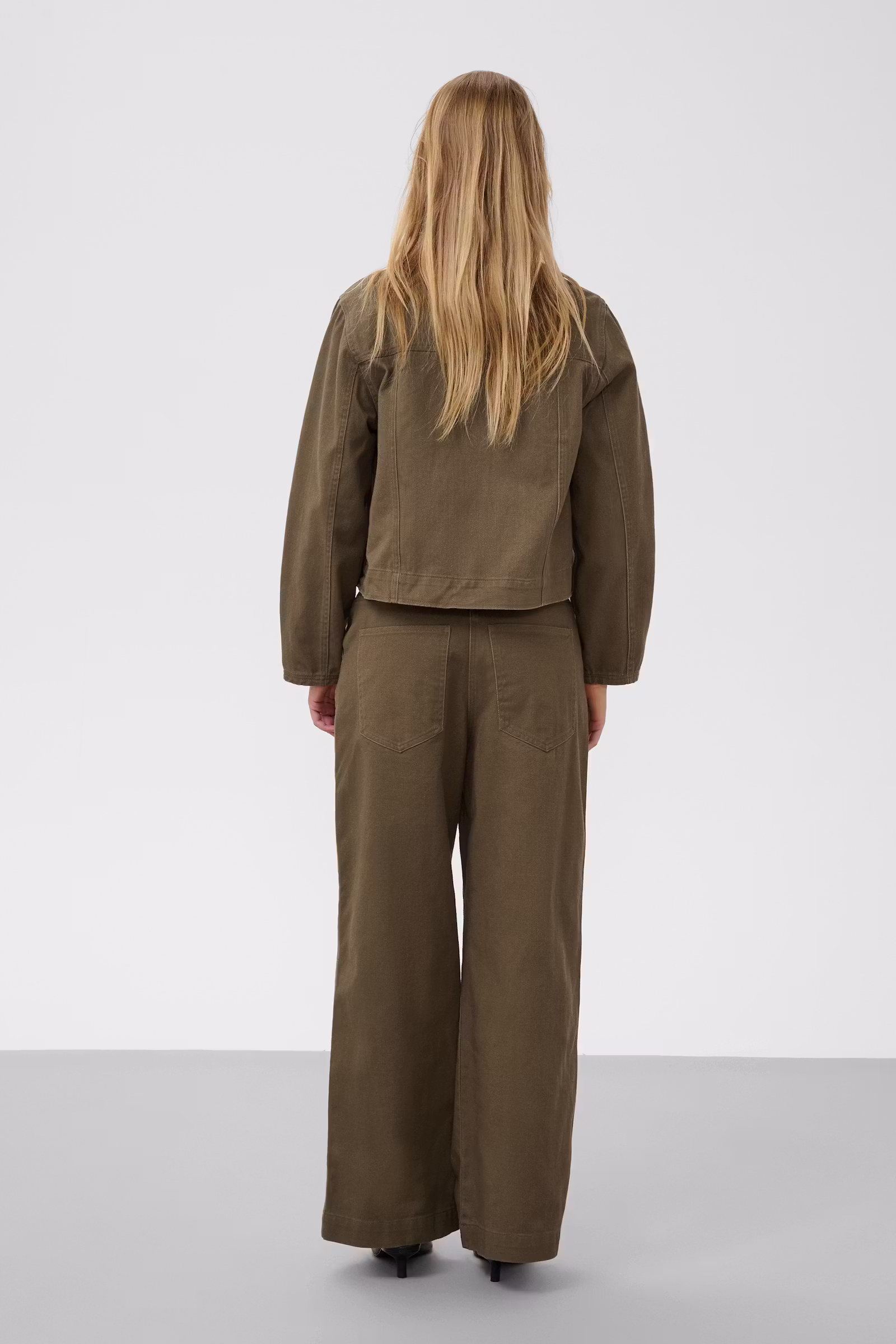 Spodnie jeansowe Soaked – szerokie spodnie damskie w kolorze khaki 30409358 - obrazek 6