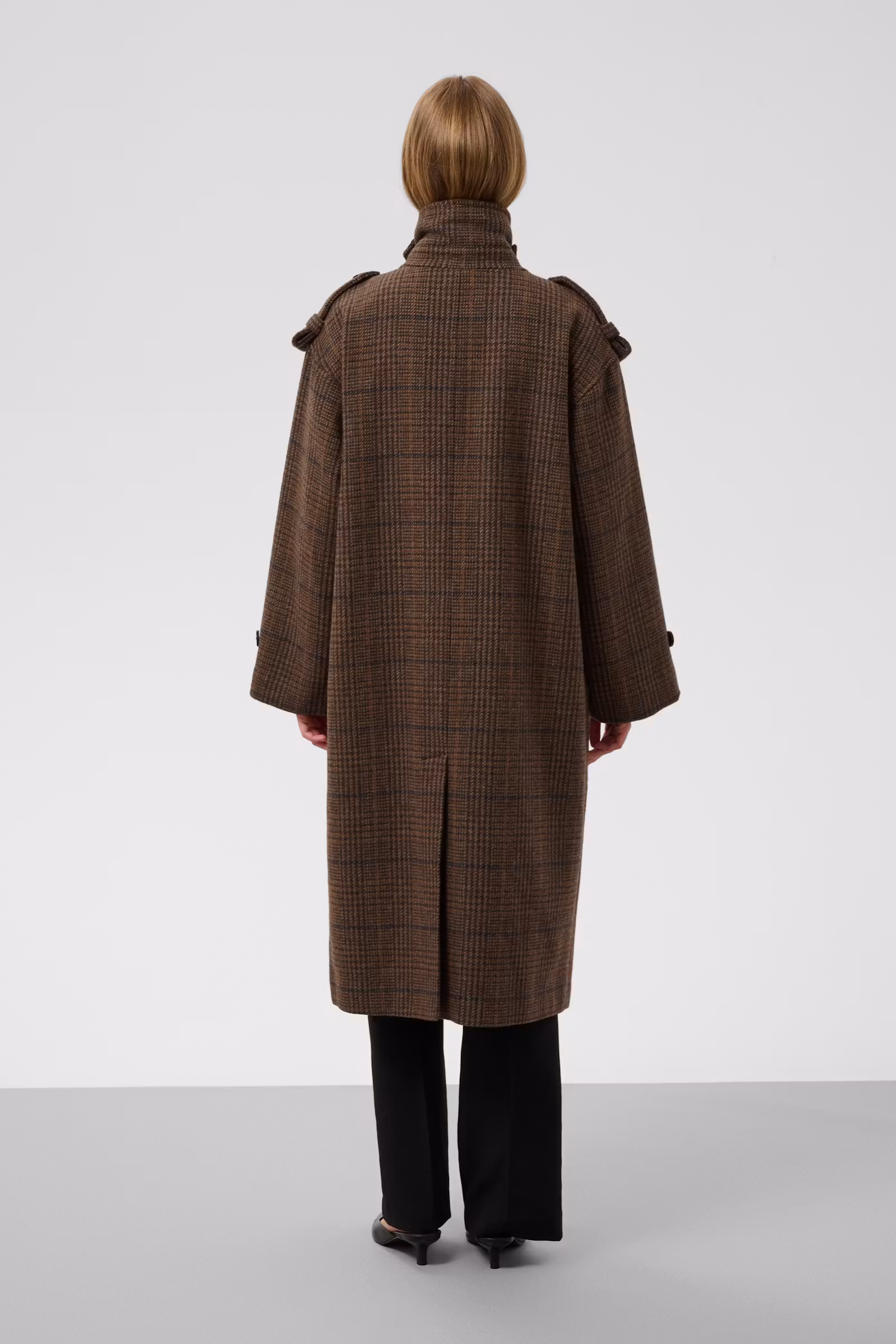 Długi płaszcz damski Soaked w kratę z dodatkiem wełny 30409246 - obrazek 4